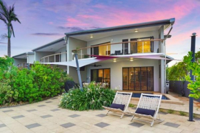 Opulent Ocean View Townhouse, Stuart Park
